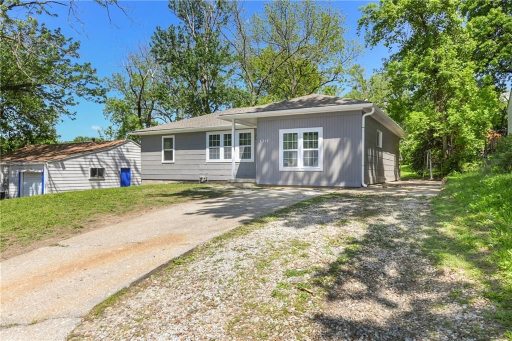 6218 Rowland Avenue — photo 20