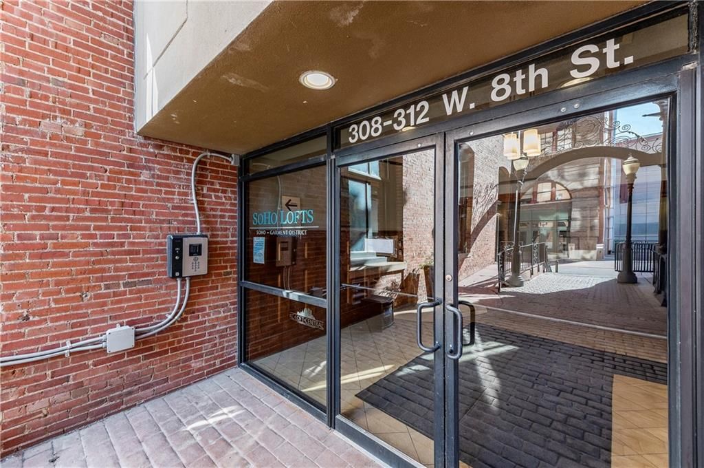 308 W 8th Street — photo 21
