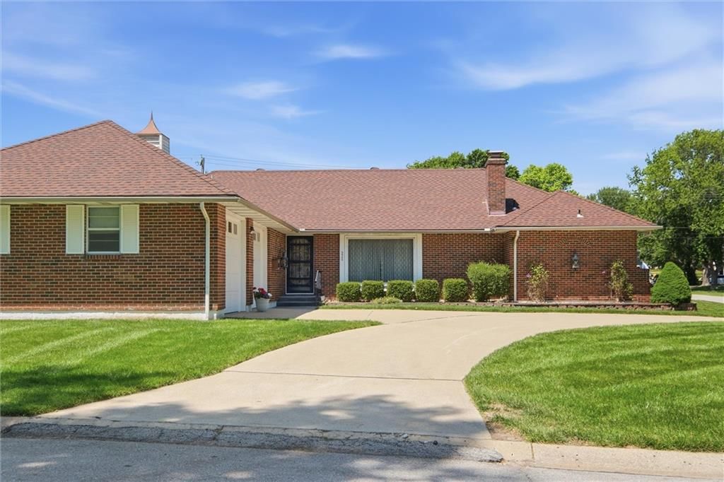 3300 S Phelps Road — photo 3