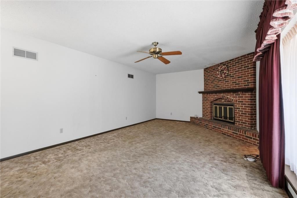 3300 S Phelps Road — photo 4
