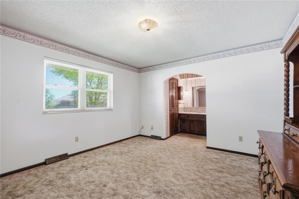 3300 S Phelps Road — photo 14