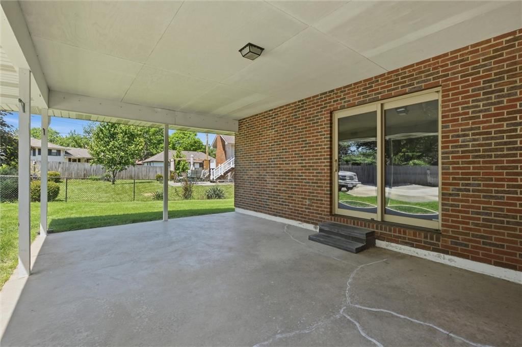 3300 S Phelps Road — photo 31