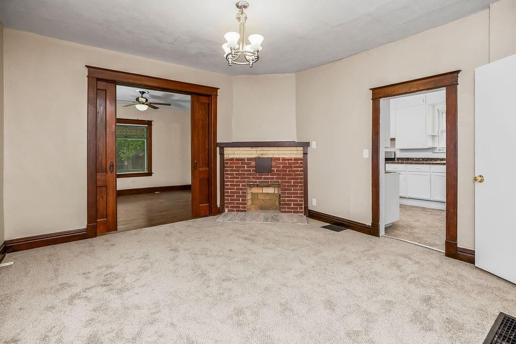 635 S Fuller Avenue — photo 8