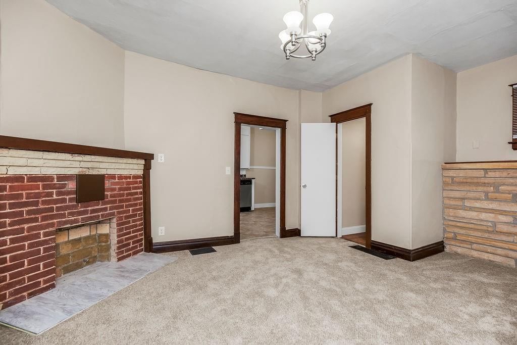 635 S Fuller Avenue — photo 9