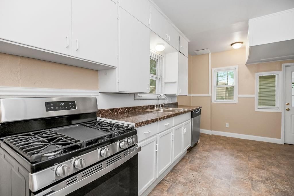 635 S Fuller Avenue — photo 11