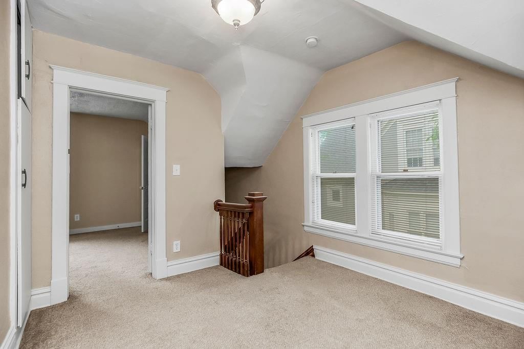635 S Fuller Avenue — photo 23