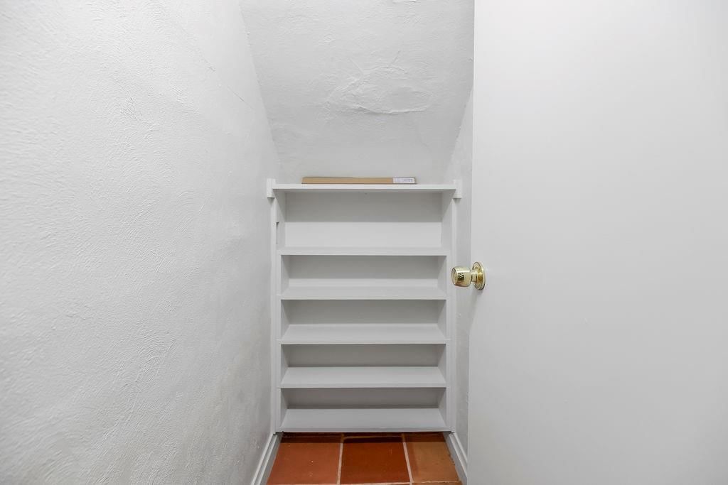 635 S Fuller Avenue — photo 25