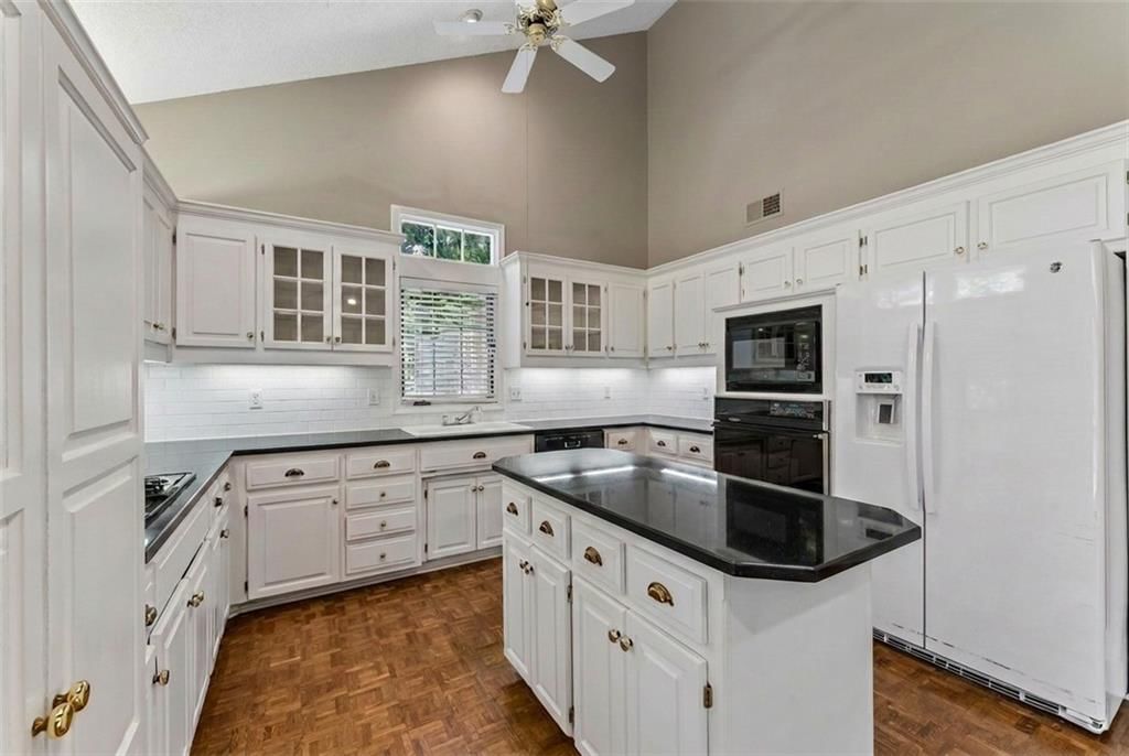 14936 Rhodes Circle — photo 14