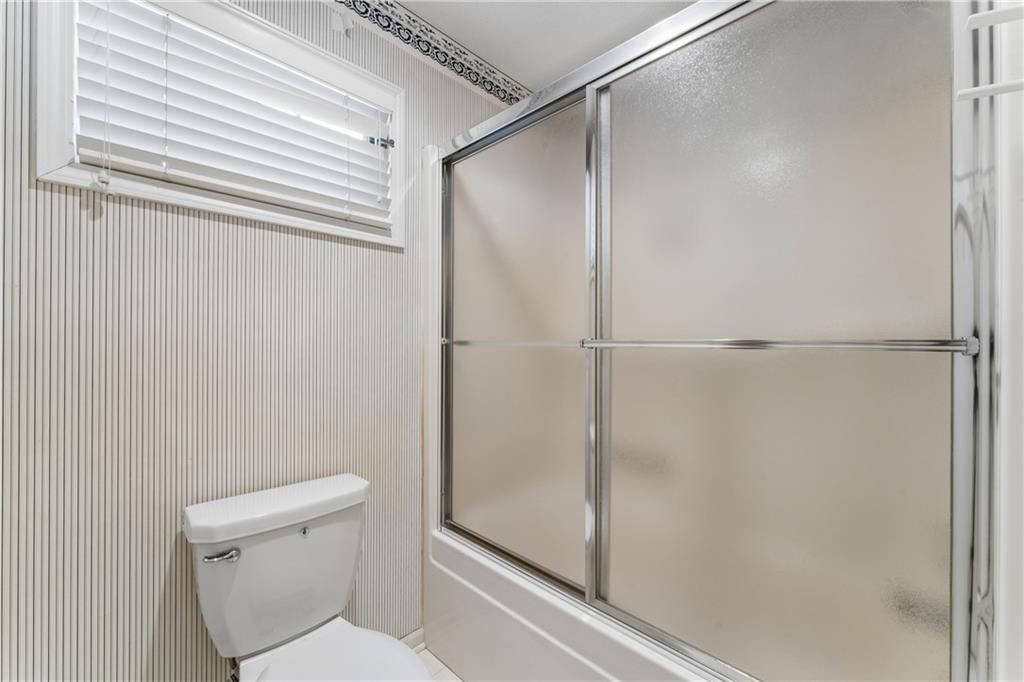 14936 Rhodes Circle — photo 40