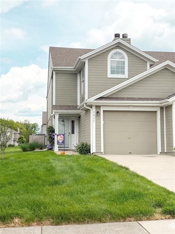 5637 NW Sunrise Meadow Circle, Lee's Summit, MO