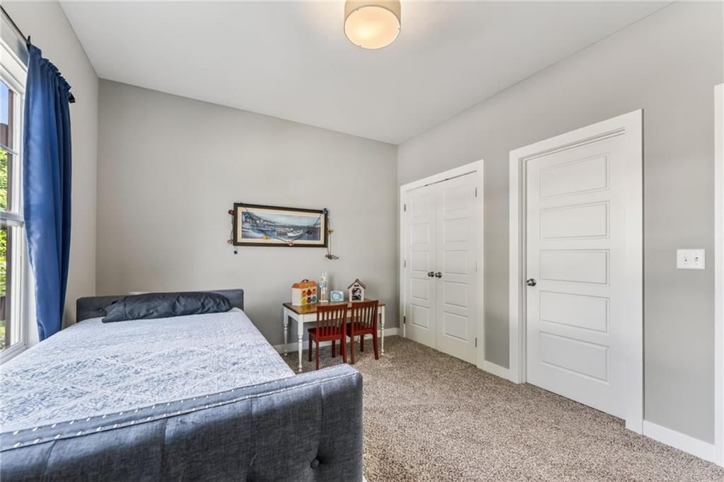 8125 N Farley Avenue — photo 20