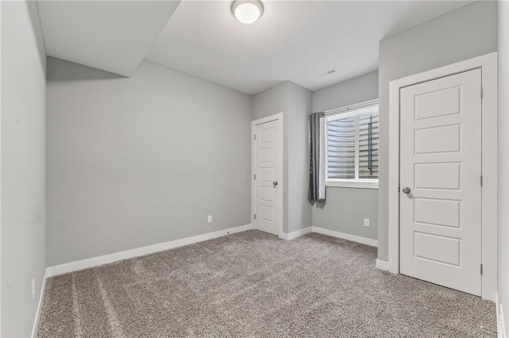 8125 N Farley Avenue — photo 27