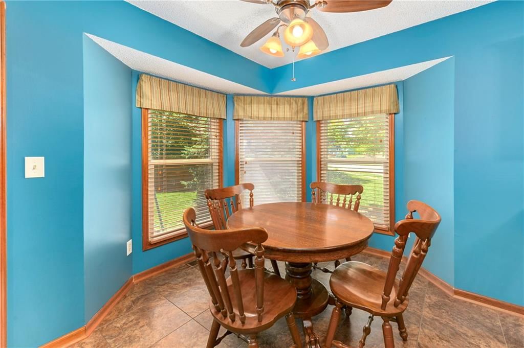 1401 NE Bronze Drive — photo 10