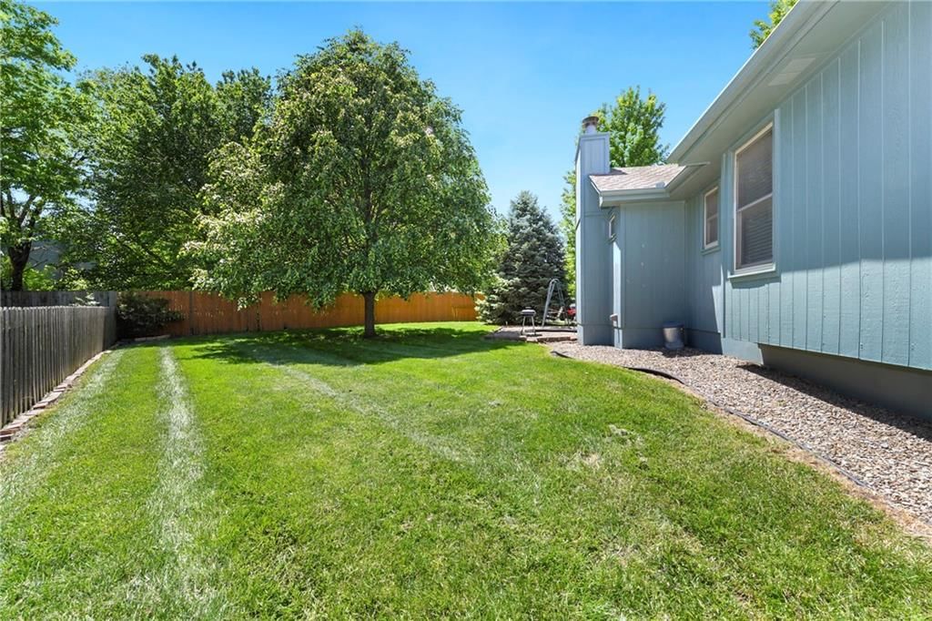 1401 NE Bronze Drive — photo 34