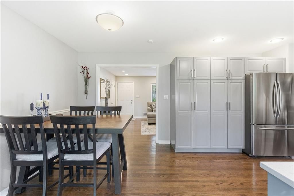 8839 Newton Drive — photo 7