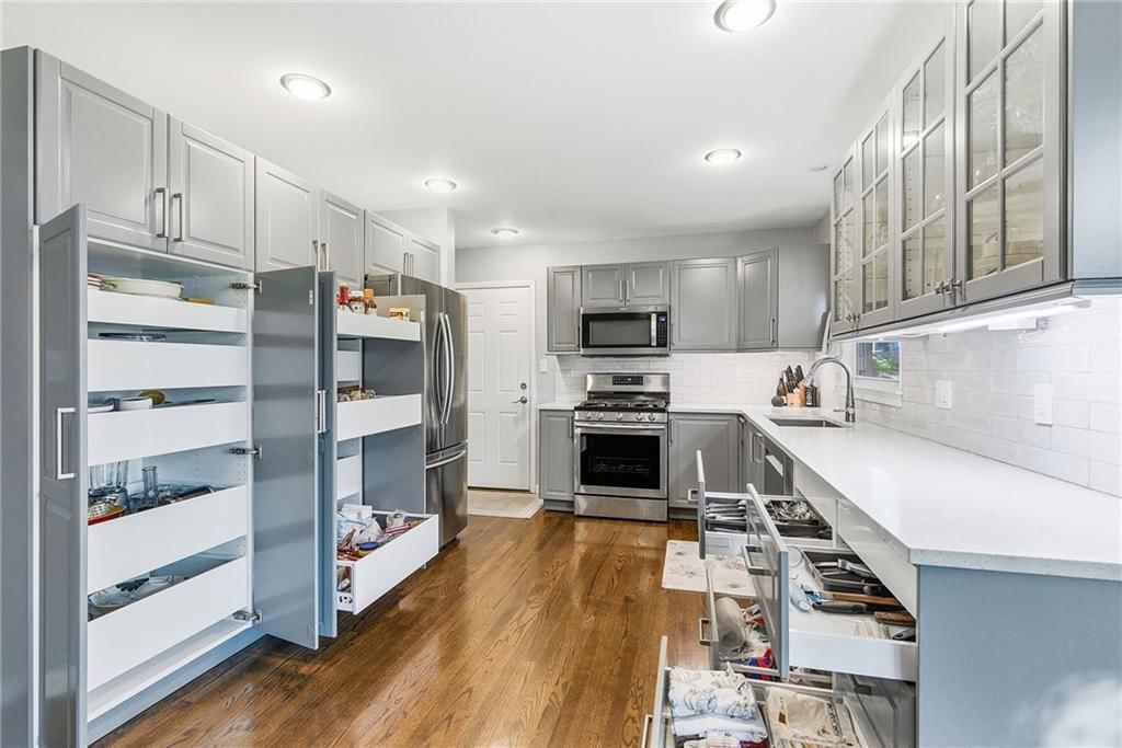 8839 Newton Drive — photo 8