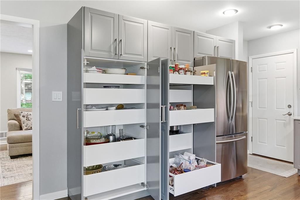 8839 Newton Drive — photo 10