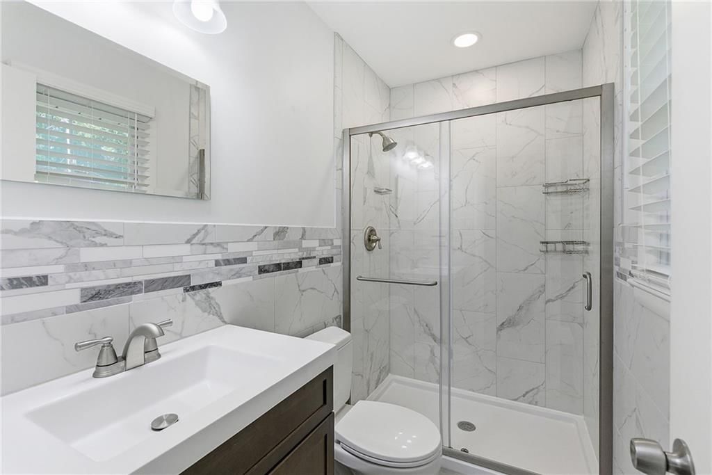 8839 Newton Drive — photo 15