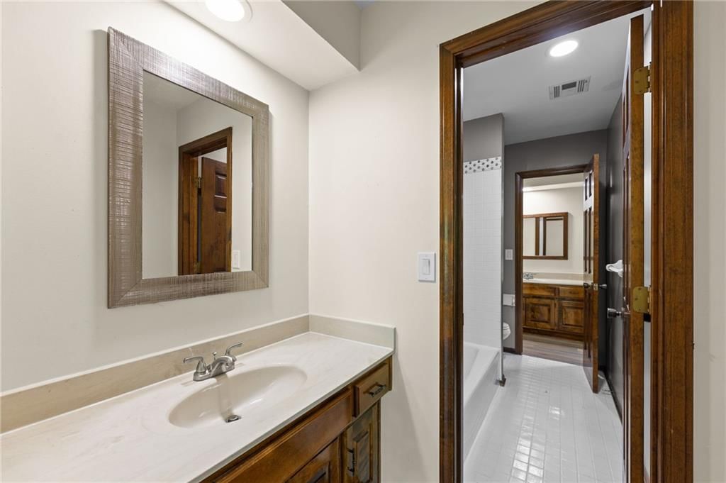 25103 Haines Road — photo 37