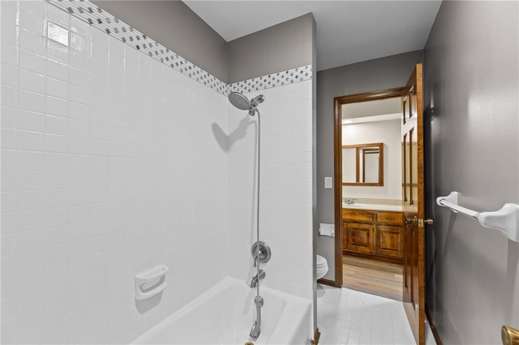 25103 Haines Road — photo 38