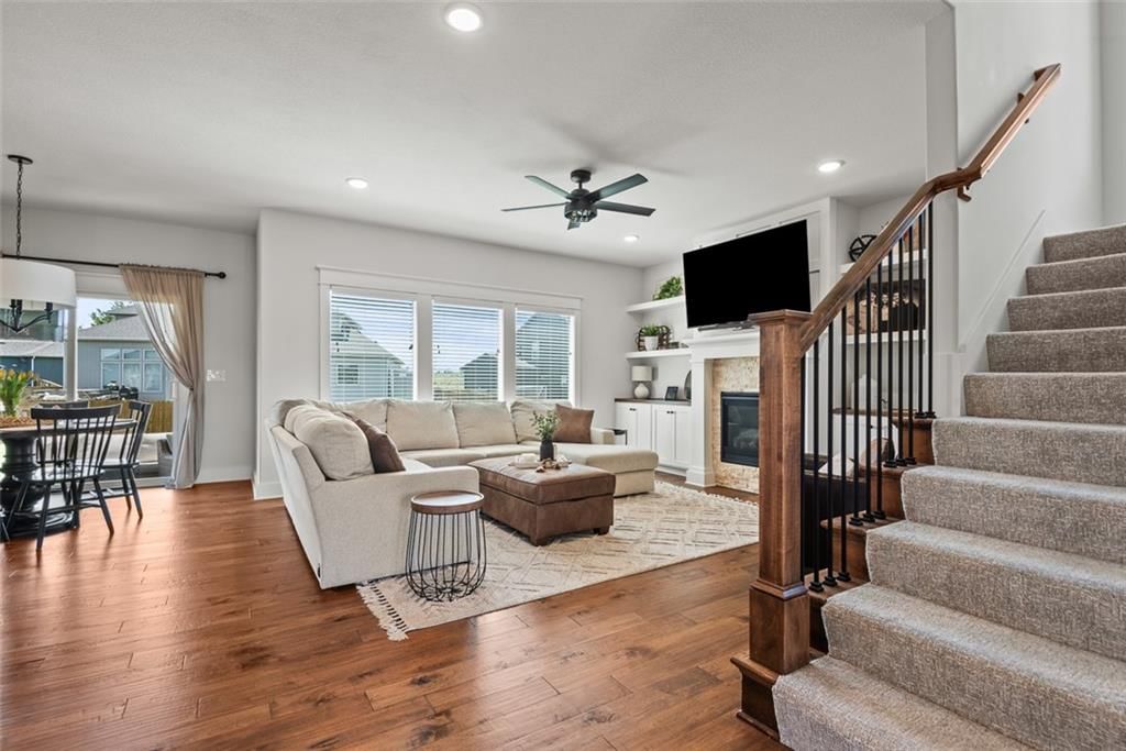 32265 W 165th Terrace — photo 8