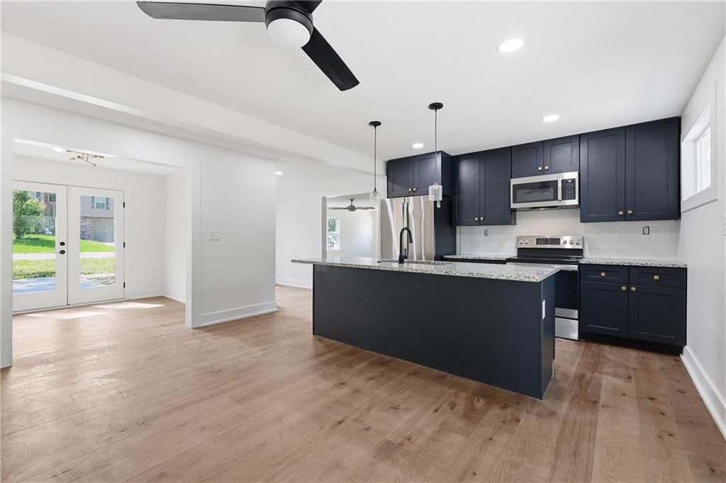 11011 N Holmes Street — photo 3