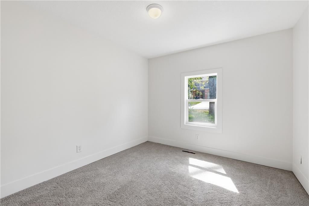 11011 N Holmes Street — photo 12