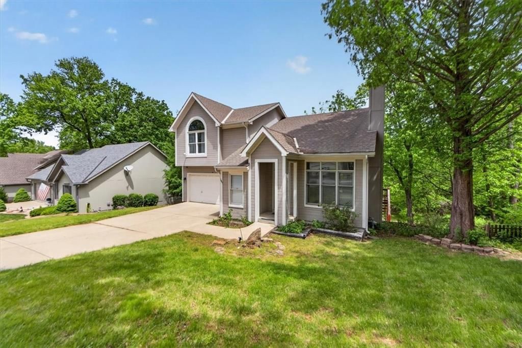 7007 N Holly Court — photo 2