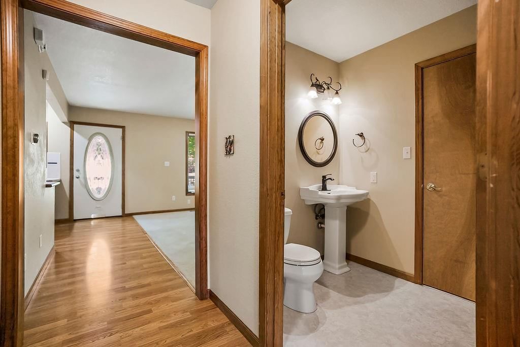 902 Allendale Lake Road — photo 18