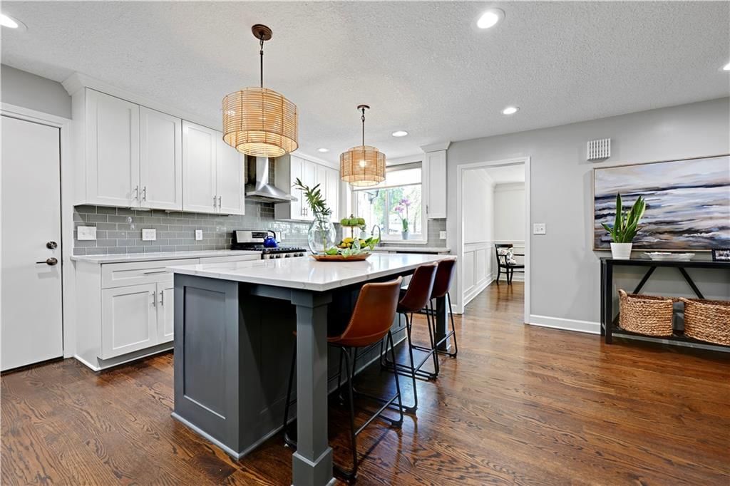 10404 W 150th Terrace — photo 4