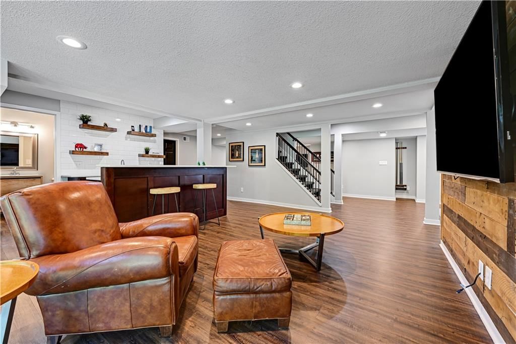 10404 W 150th Terrace — photo 32