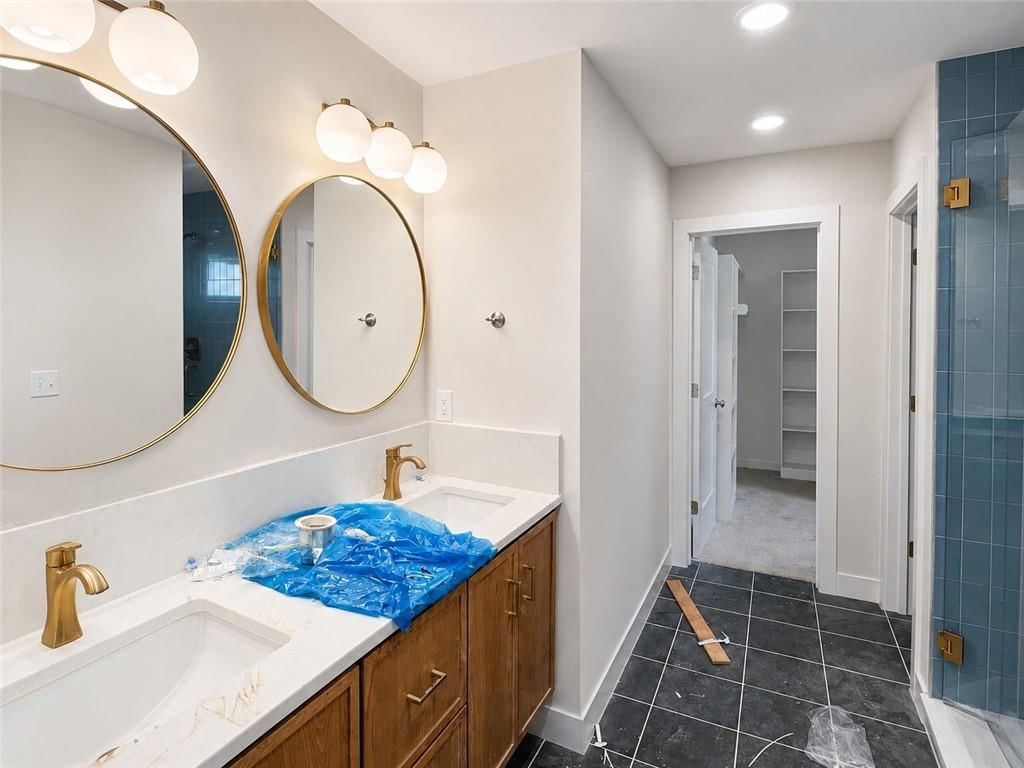 2844 Tracy Avenue — photo 10