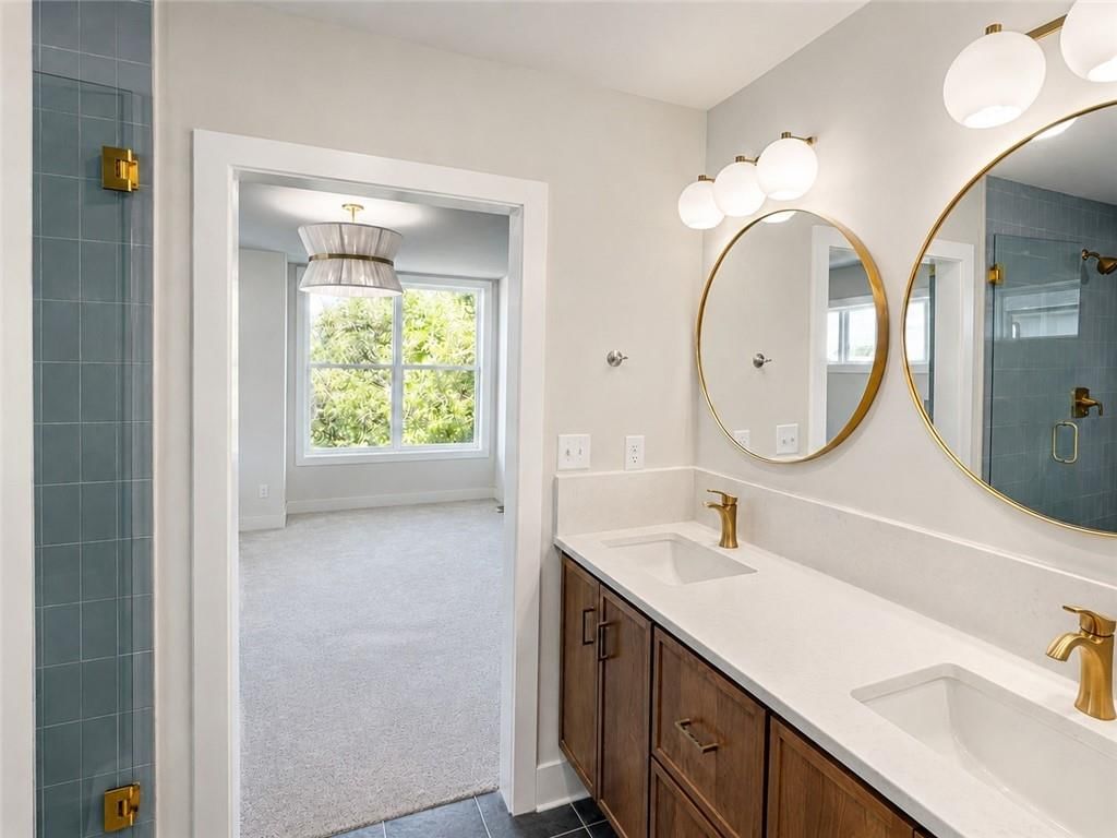 2844 Tracy Avenue — photo 12