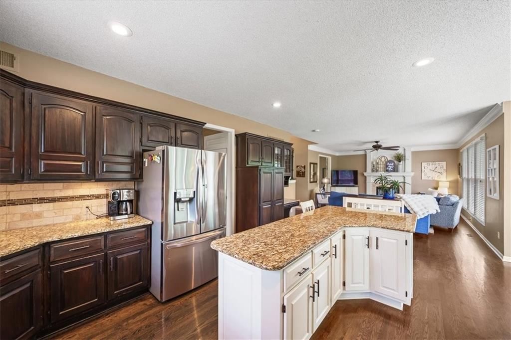 14116 Richards Street — photo 17