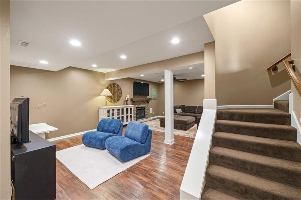 14116 Richards Street — photo 38