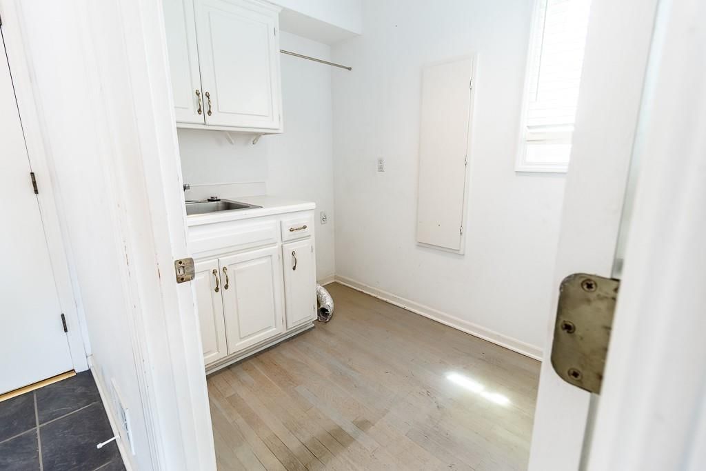 5225 W 122nd Street — photo 10