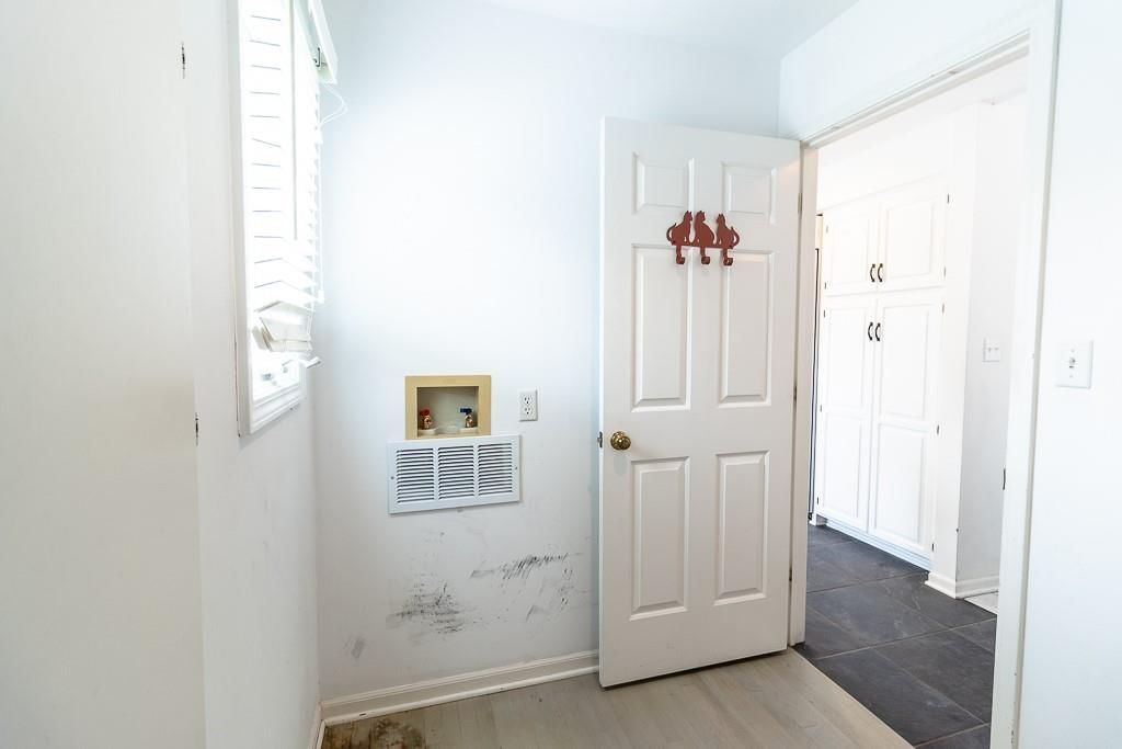 5225 W 122nd Street — photo 11