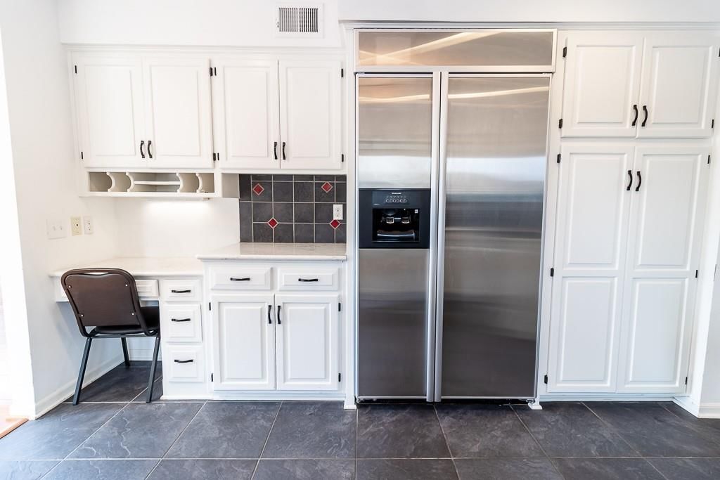 5225 W 122nd Street — photo 15