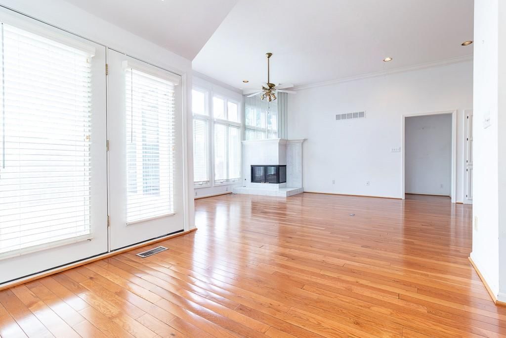 5225 W 122nd Street — photo 18