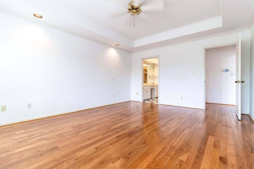 5225 W 122nd Street — photo 25