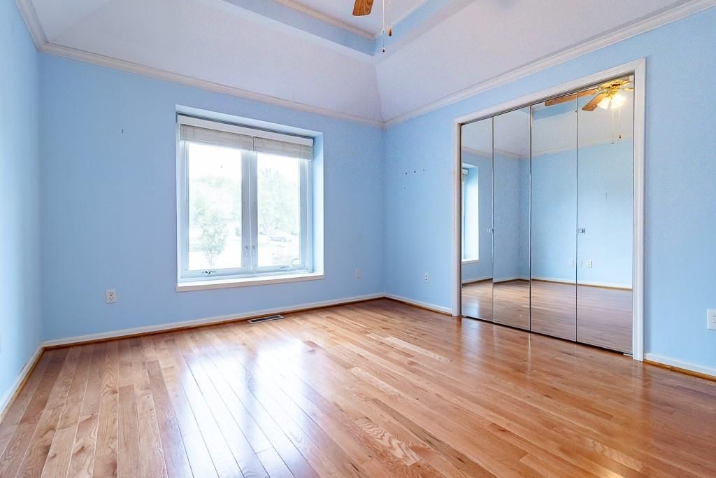 5225 W 122nd Street — photo 32