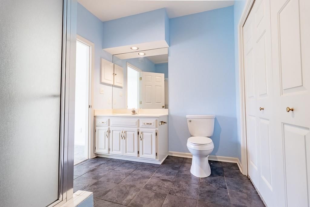 5225 W 122nd Street — photo 37