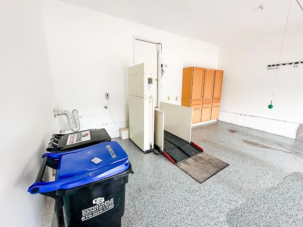 5225 W 122nd Street — photo 51