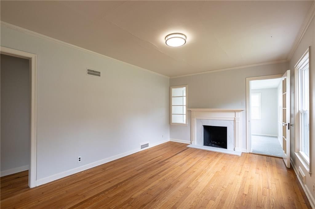 5217 N Walrond Avenue — photo 6