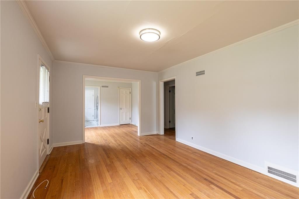 5217 N Walrond Avenue — photo 7