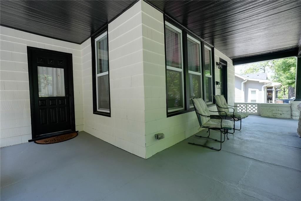 200 S Willis Avenue — photo 4