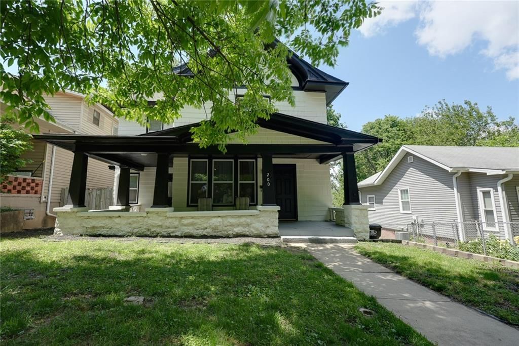 200 S Willis Avenue — photo 5