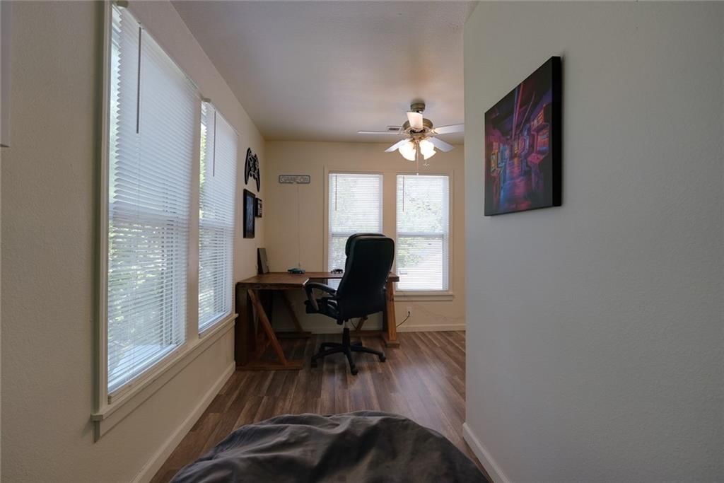 200 S Willis Avenue — photo 36