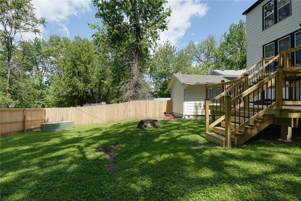 200 S Willis Avenue — photo 46