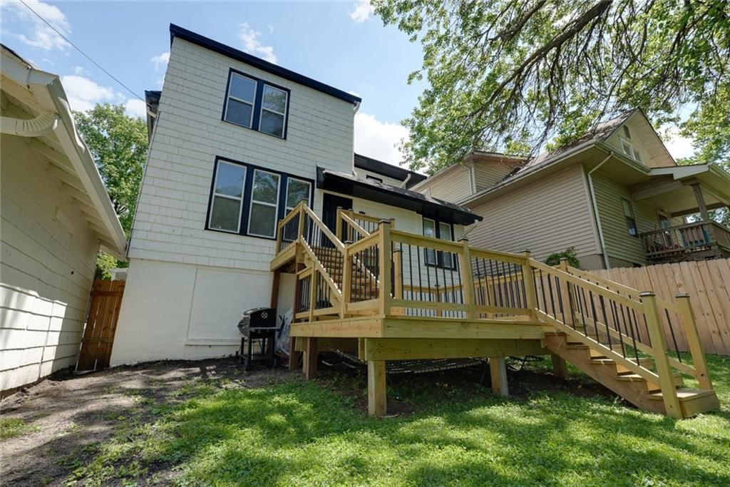 200 S Willis Avenue — photo 49